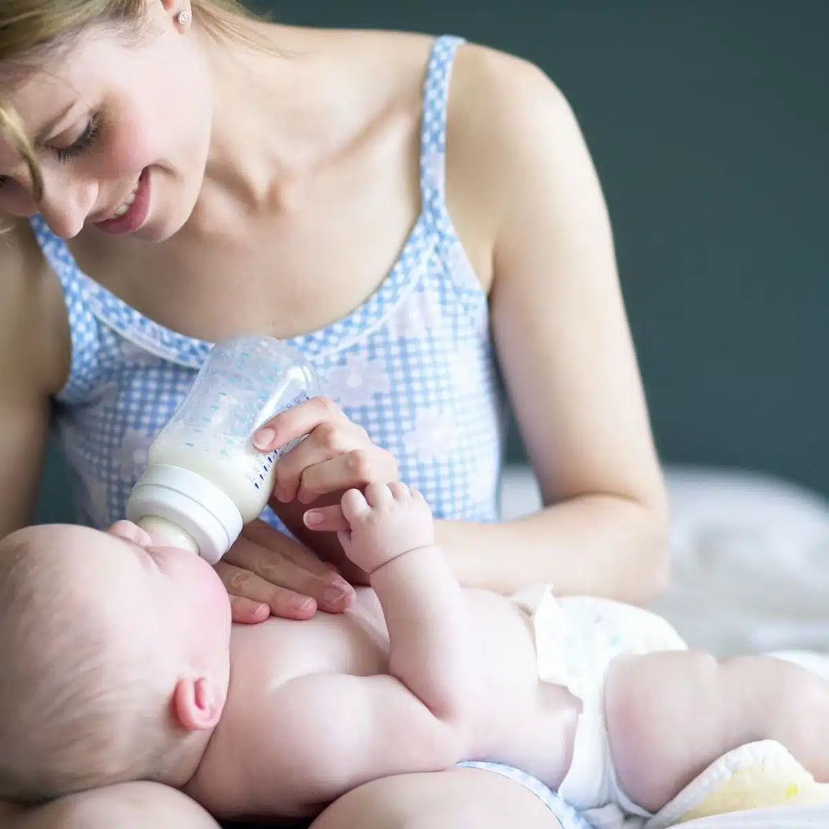 Les nutriments essentiels présents dans le lait en poudre pour soutenir la croissance de votre bébé