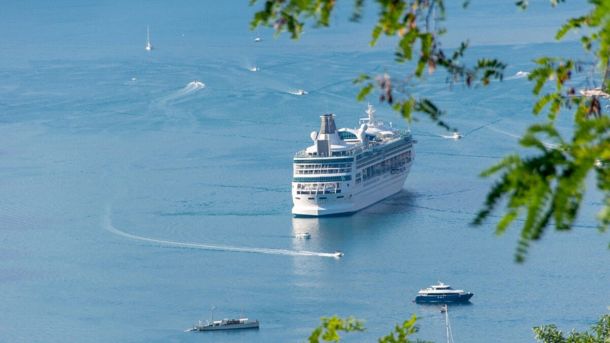 Découvrez le monde en croisière : une aventure inoubliable en mer !
