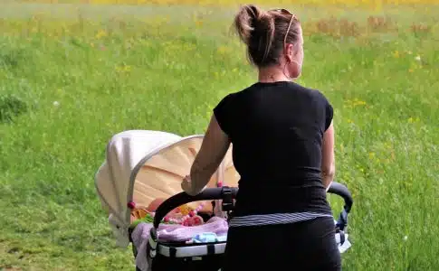 Les critères pour bien choisir une poussette tout terrain